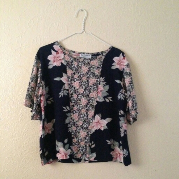 VINTAGE Floral Top