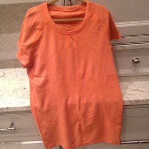 Lululemon run swiftly large EUC