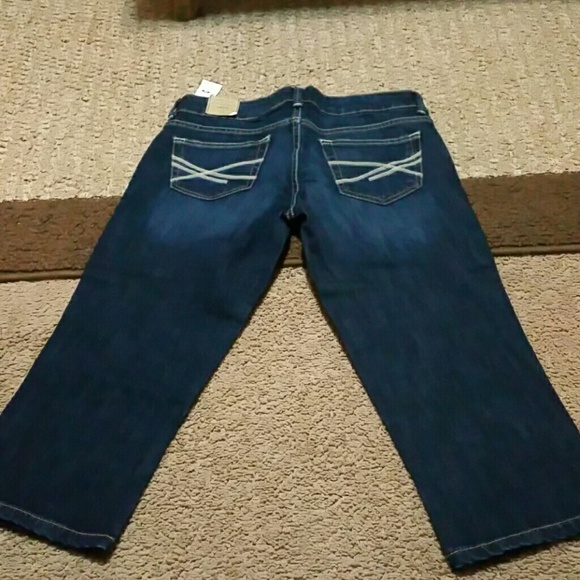 **Aeropostale Capri's never worn! - Picture 4 of 4