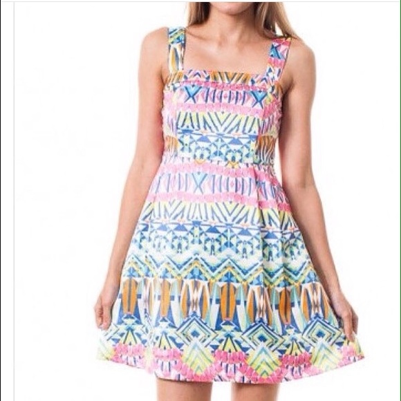 Summer Lovin dress! Size small!