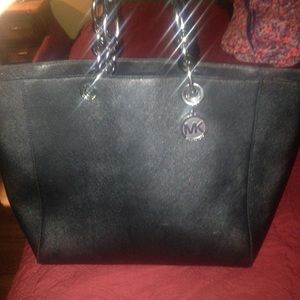 Authentic Michael Kors purse!