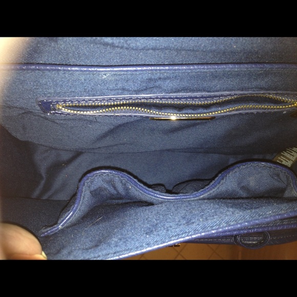 SOLD Navy blue satchel messenger crossbody F 21 - Picture 3 of 4