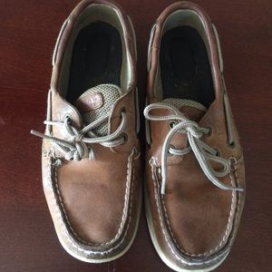 Sperry boat shoes