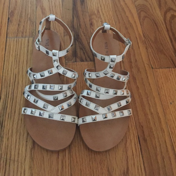 Nine West flat