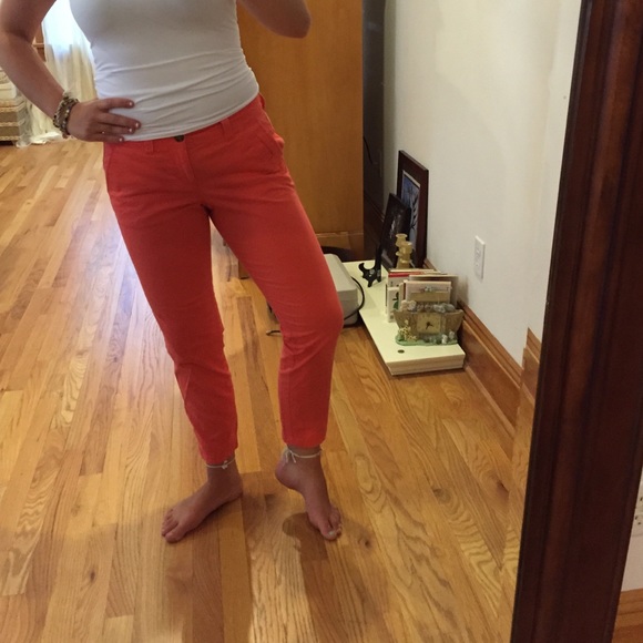 NEW orange cropped capris!