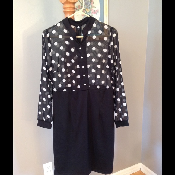 Black & white polka dot dress - Picture 2 of 4