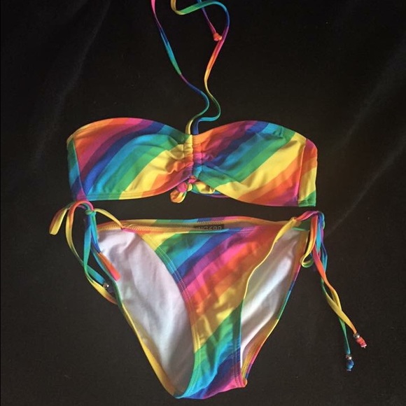 Bathing suit