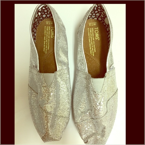 Silver sparkle TOMS - size 7.5 new