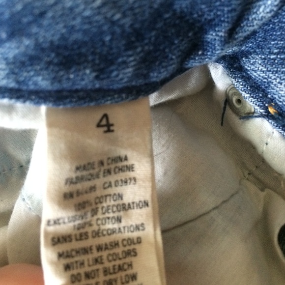 Shorts - Picture 3 of 3