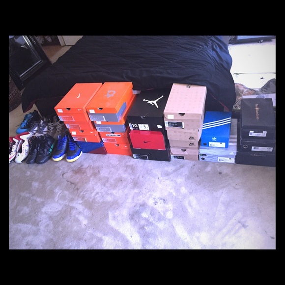 SNEAKERS!!