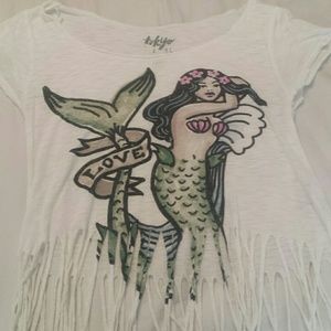 An Aeropostale summer tee