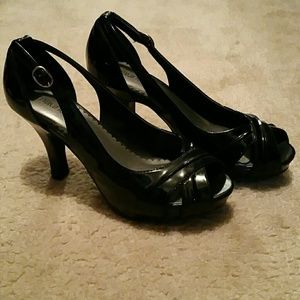 Size 6 1/2 black peep toe heels