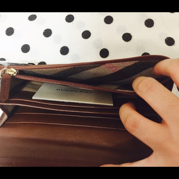 burberry bridal leather continental wallet - Picture 4 of 4