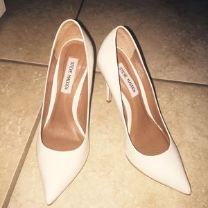 Steve Madden size 7 white heels