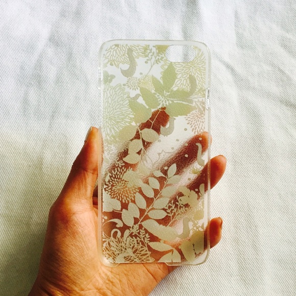 🎀 FLORA PATTERN IPHONE 6 CASE🎀 - Picture 3 of 4