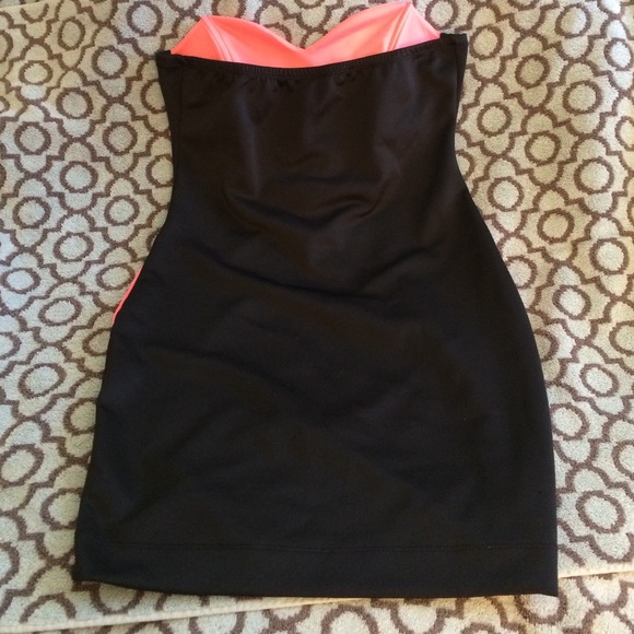 Dress - Picture 2 of 3