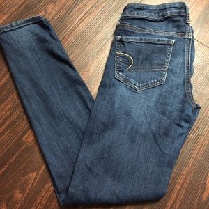 AE Distressed Skinny Jegging