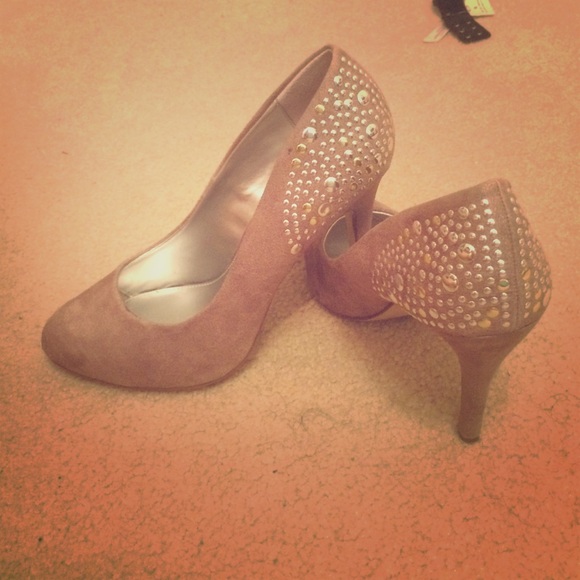 2 inch nude suede heels