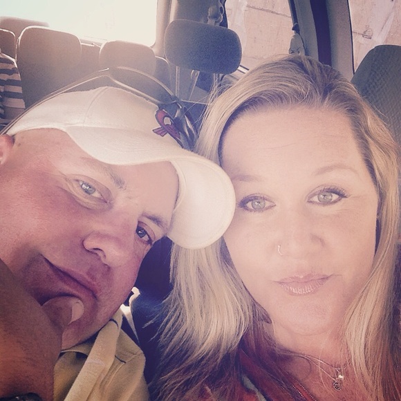 Meet your seller. - Picture 2 of 4