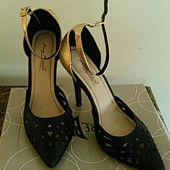 Black and gold shoes