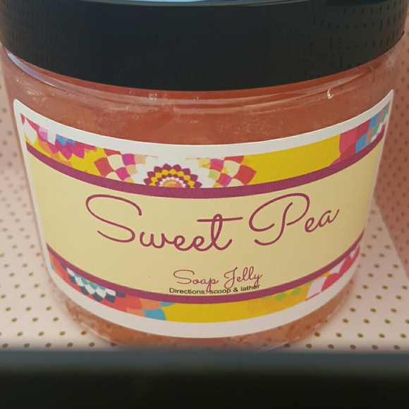 Sweet Pea Jelly Soap - Picture 1 of 2