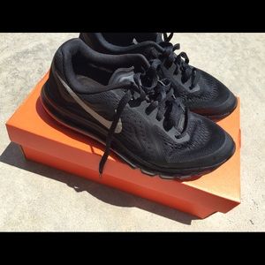 2014 Nike Air Max, Black