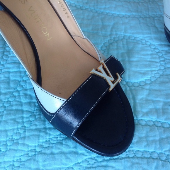 Louis Vuitton Leather Sling sandals