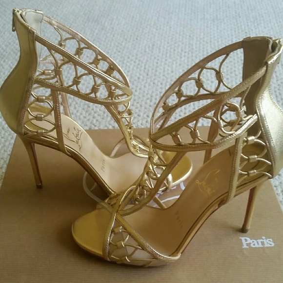 NWB Christian Louboutin pumps **NEGOTIABLE** - Picture 4 of 4