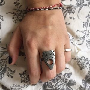 Ouija ring