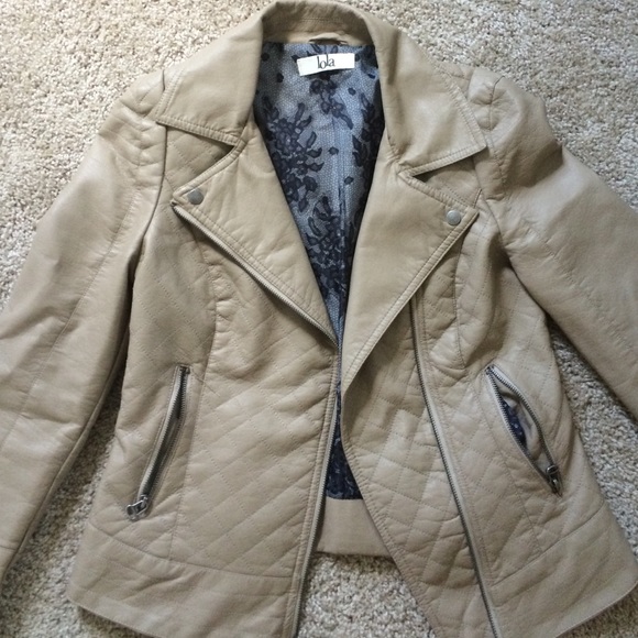 Leather jacket - Picture 2 of 3