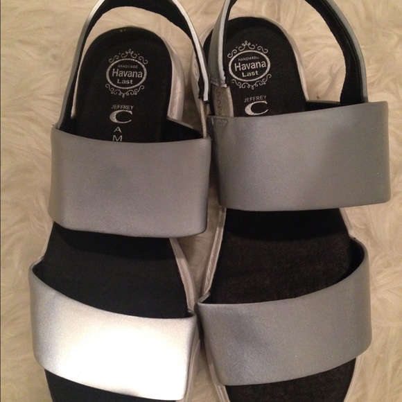 Silver metallic Jeffrey Cambell brand new - Picture 4 of 4
