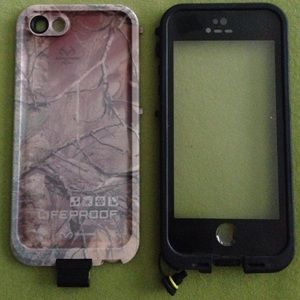 Iphone5 RealTree Camo Lifeproof case!