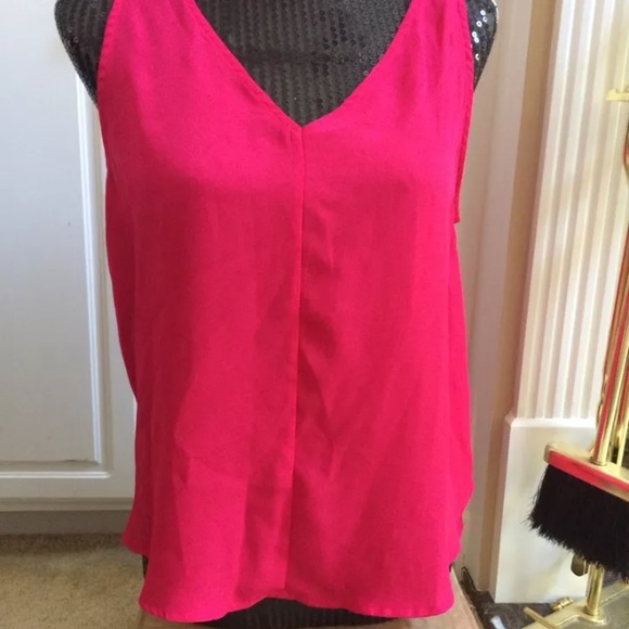 Hot Pink High Low Boutique Tank Size Medium - Picture 1 of 3