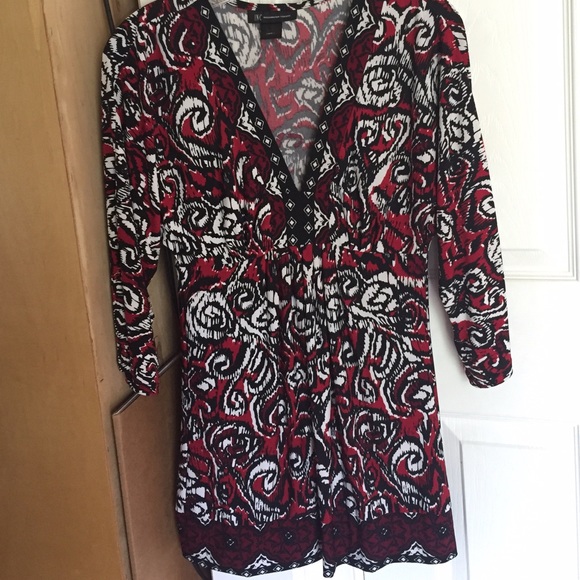 DONATED Deep V-neck empress waist tunic/dress. - Picture 4 of 4
