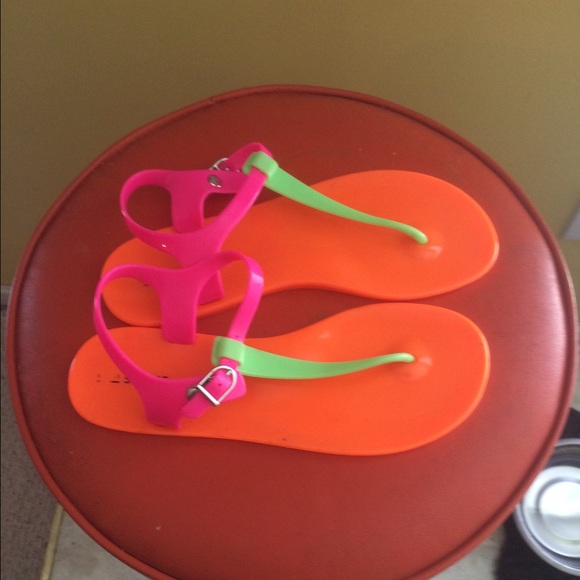 Shoes - Picture 2 of 2