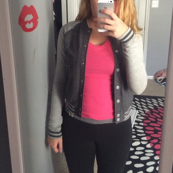 Gray light weight varsity jacket - Picture 3 of 3