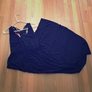 Black maternity maxi dress - Liz Lange