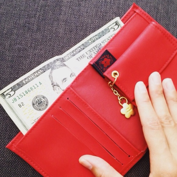 🎉SALE🎉 Cute fashion wallet - Picture 2 of 3