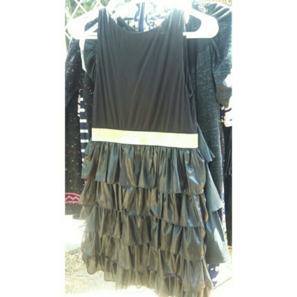 Never Been Worn Dress - Picture 3 of 3