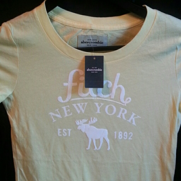 New Abercrombie top - Picture 1 of 4