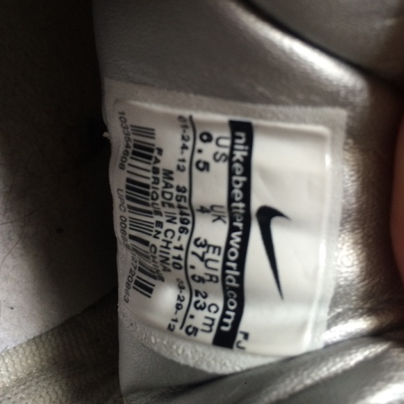 White NIKE  sneakers - Picture 3 of 3