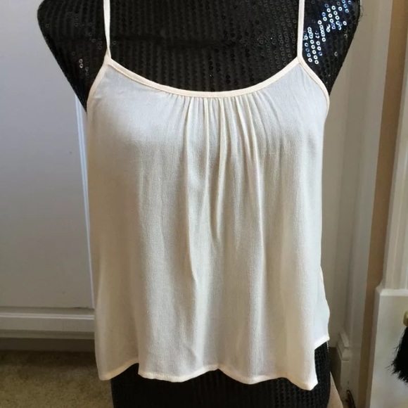 Dainty Hooligan Cream Crop Top Size Medium - Picture 1 of 4