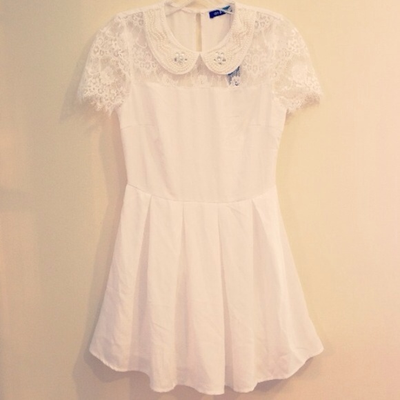 Delicate White dress