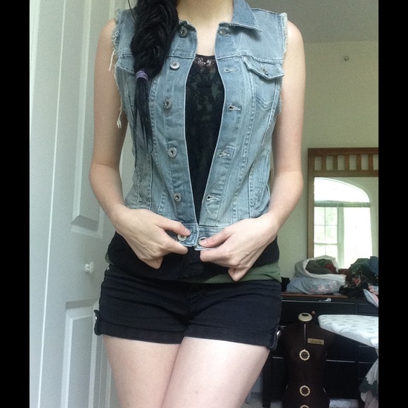 Light washed denim jean sleeveless jacket/vest