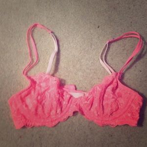 VS Pink The Date Unlined Bra