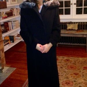 Fleurette Loro Piana cashmere/chinchilla coat-maxi