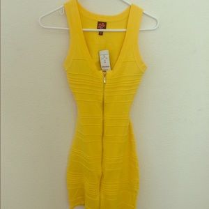 New Bebe sexy yellow dress