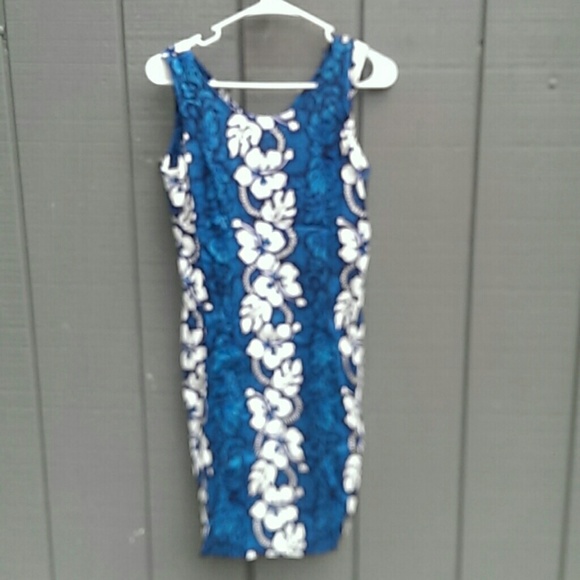 Hawaiian print dress