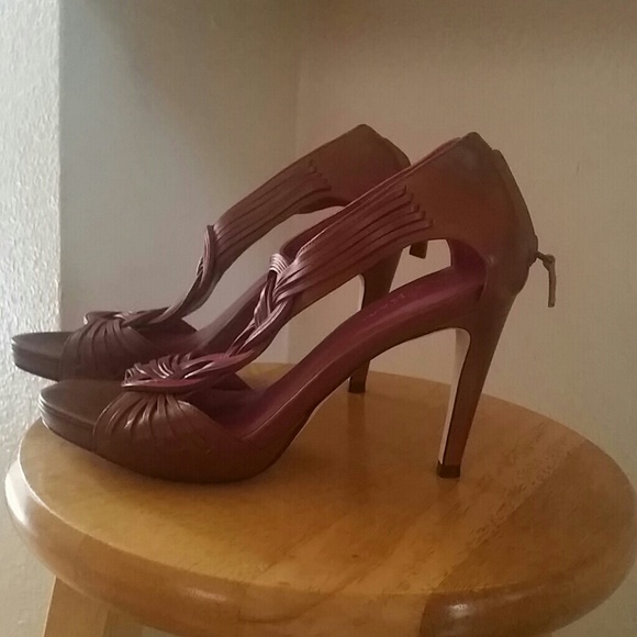 Multi color cole Haan leather pumps - Picture 2 of 3