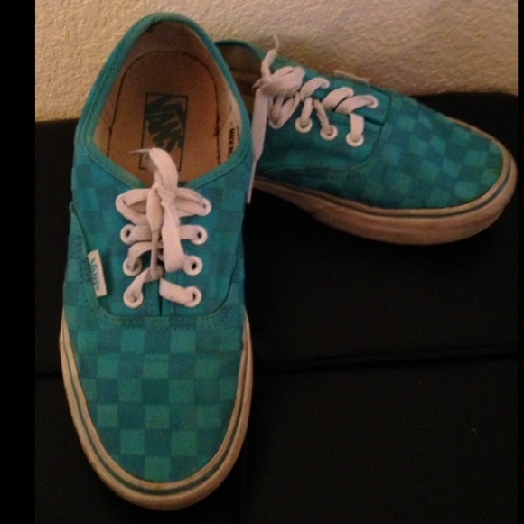 Light Blue V A N S